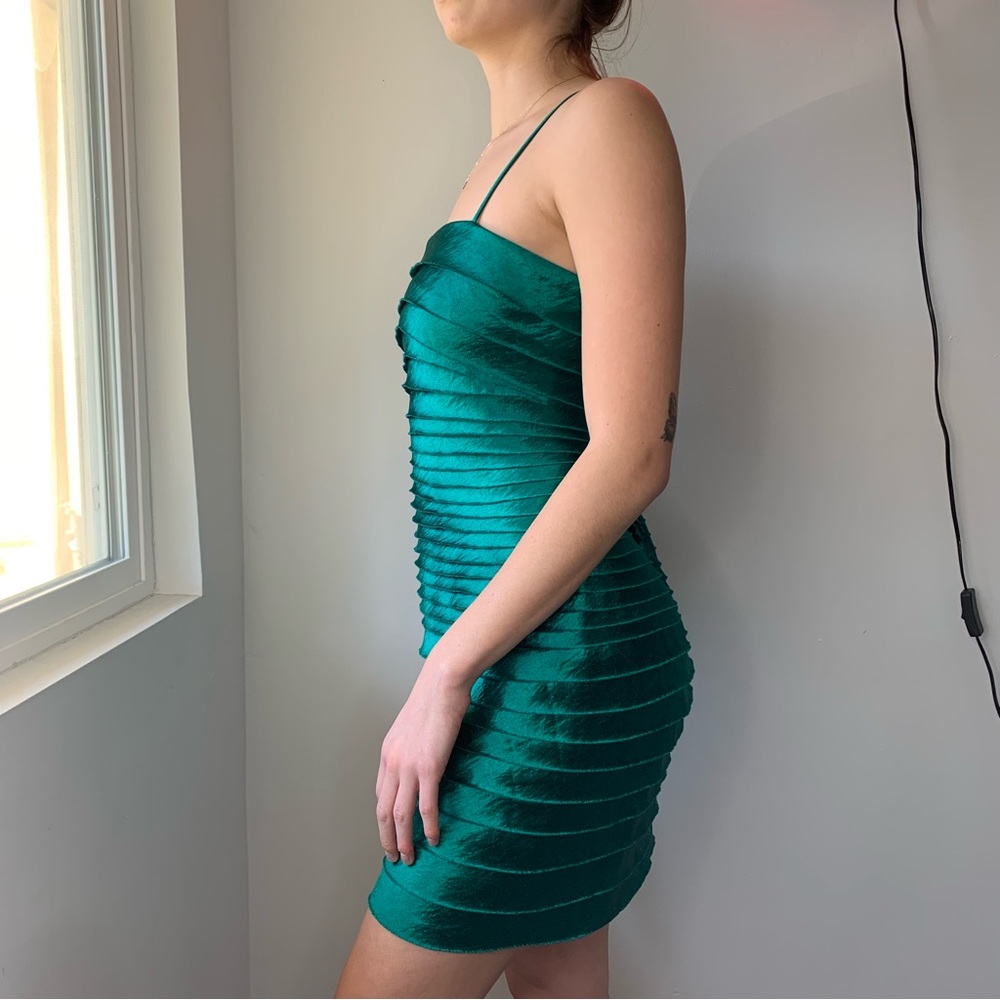 Metallic Body con Green Layered Ruffled Mini Dress - Picture 2 of 3